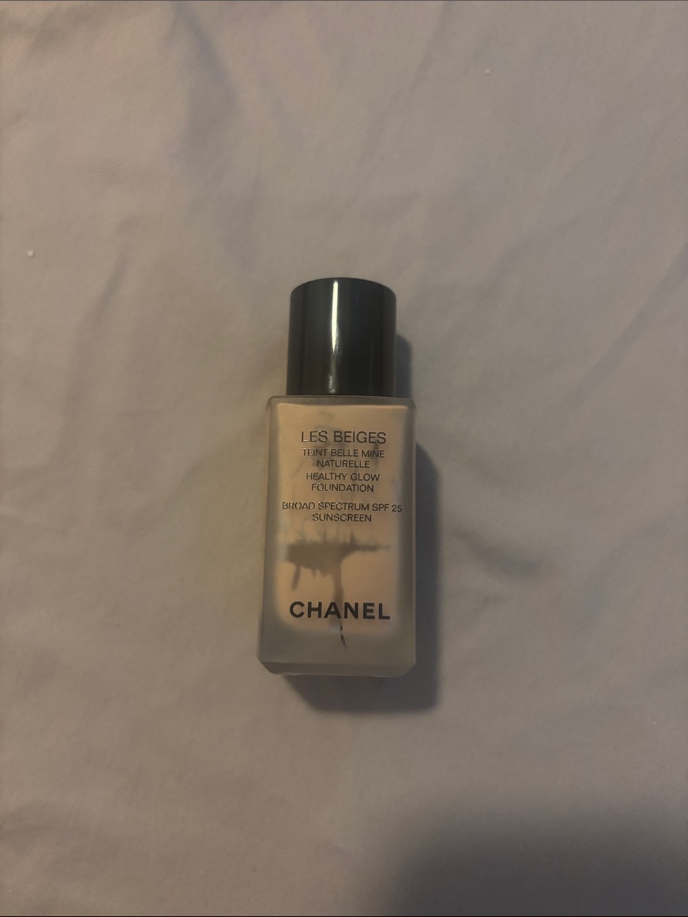 CHANEL Les Beiges Healthy Glow Foundation - N30